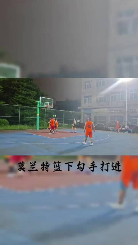 江苏队在场上表现出色，以大比分击败对手